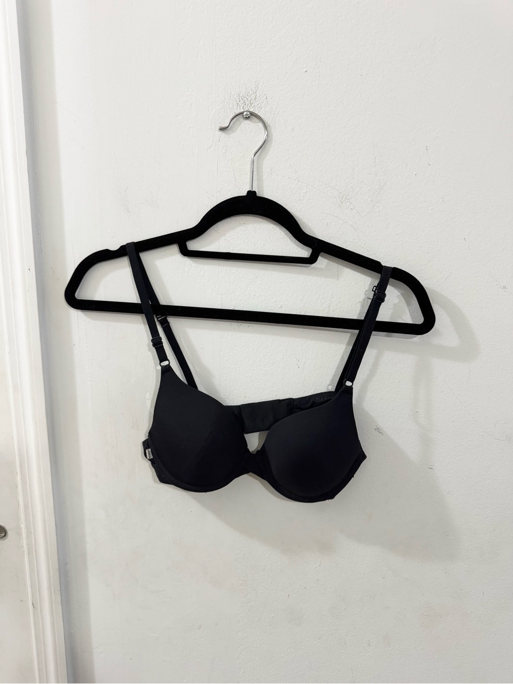 HarpernWilde Black T-Shirt Bra, underwire, size 32B